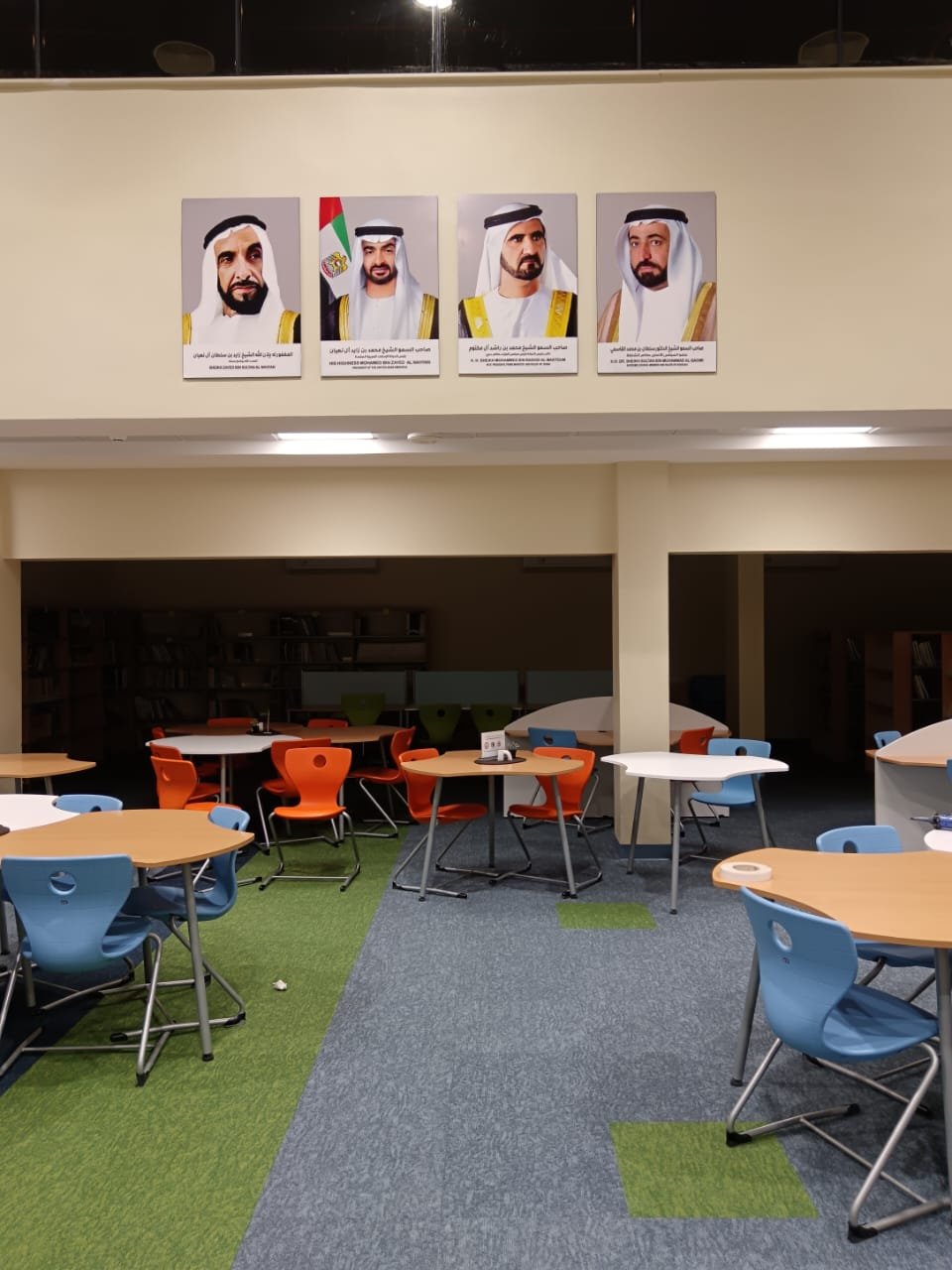 Multigroomer All-in-One Trimmer Series 5000, 23 Piece Mens Grooming Kit